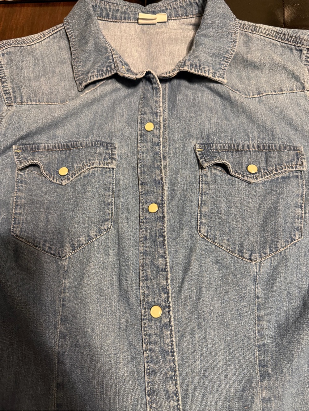 GAP Light Blue Denim Button-Down Shirt - Picture 2 of 6
